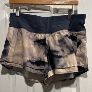 Calia Women’s Athletic Shorts. Size medium. Pre owned.
